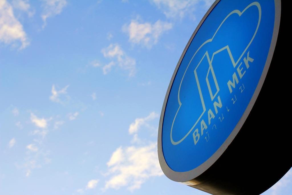 Baan Mek Hostel Чиангмай Екстериор снимка
