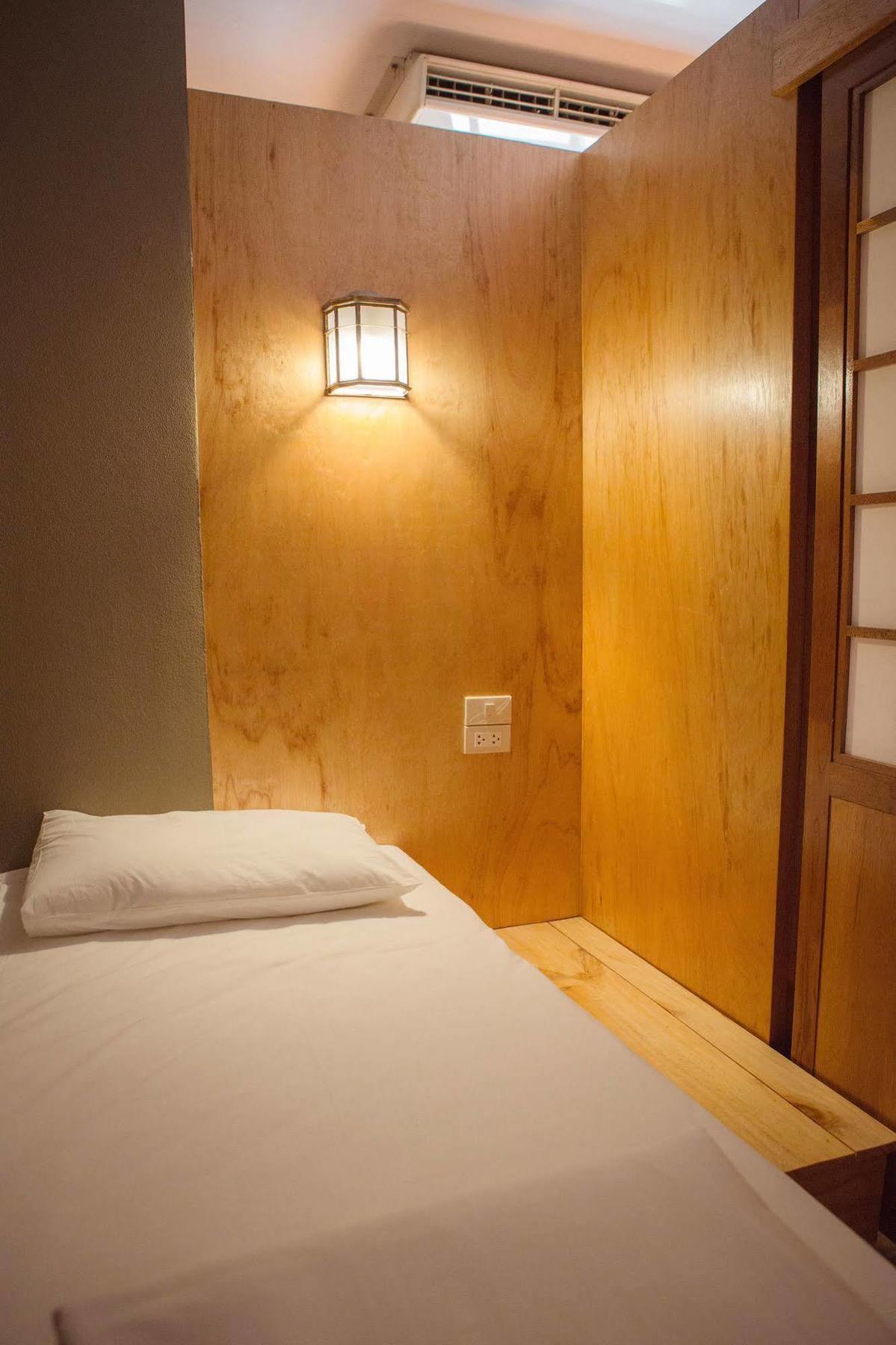 Baan Mek Hostel Чиангмай Екстериор снимка