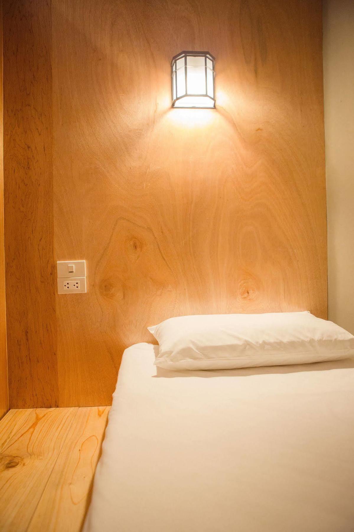 Baan Mek Hostel Чиангмай Екстериор снимка